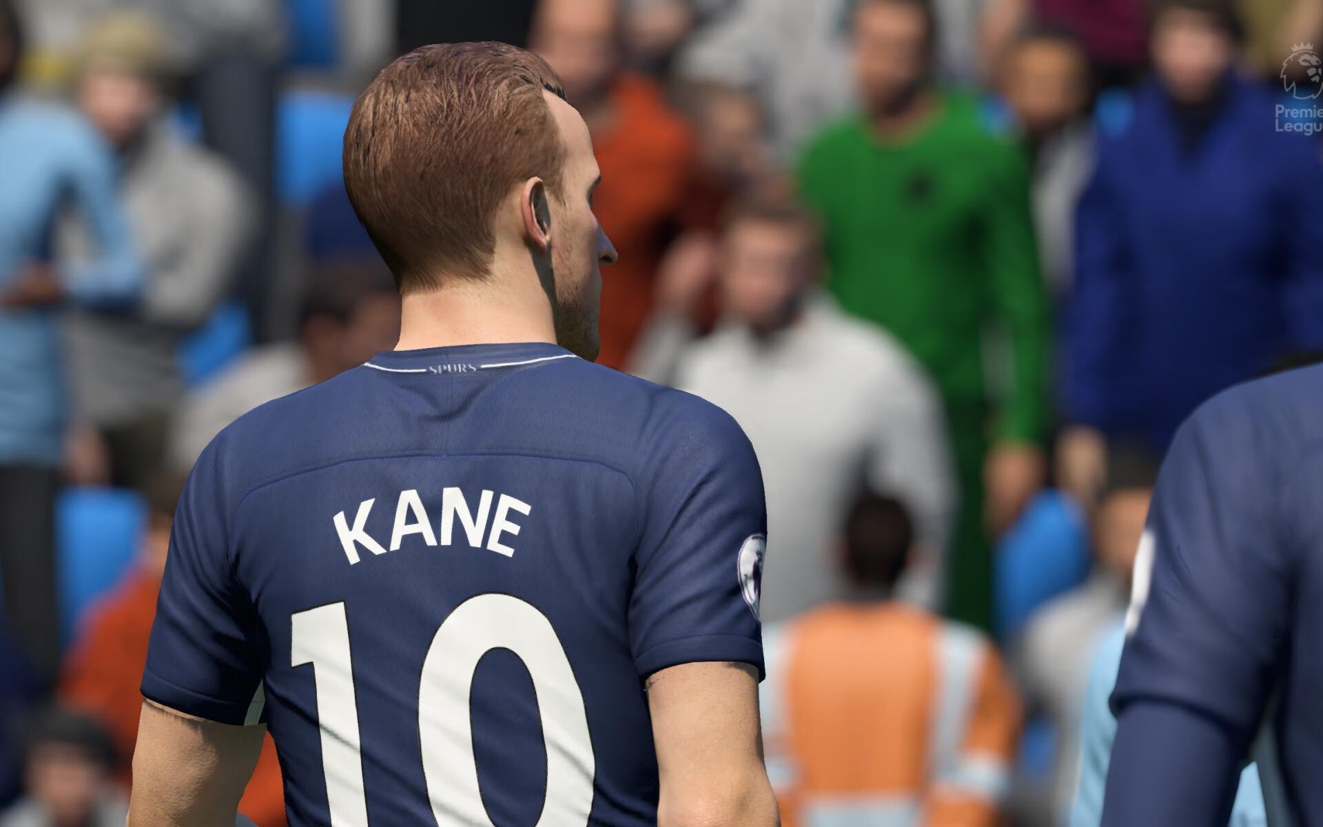 开云体育中心-王者之怒，莫德里奇场边指挥情绪激动，泰山队员怒摔水瓶，王者之怒！莫德里奇场边情绪失控，泰山队员怒摔水瓶
